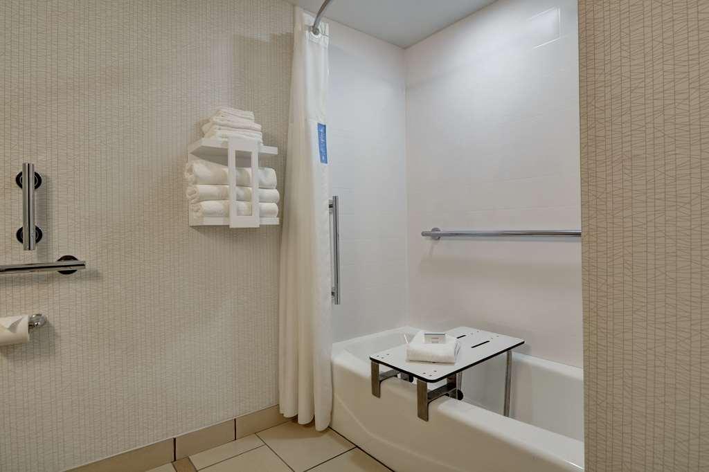 Hampton Inn Greenwood Dış mekan fotoğraf