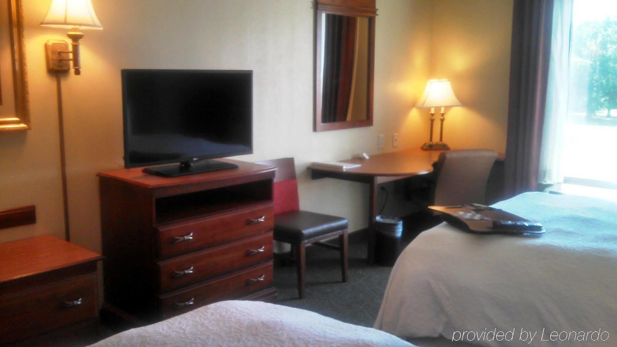 Hampton Inn Greenwood Dış mekan fotoğraf